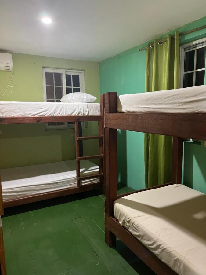 Hostal Cay Bastimentos Bagian luar foto
