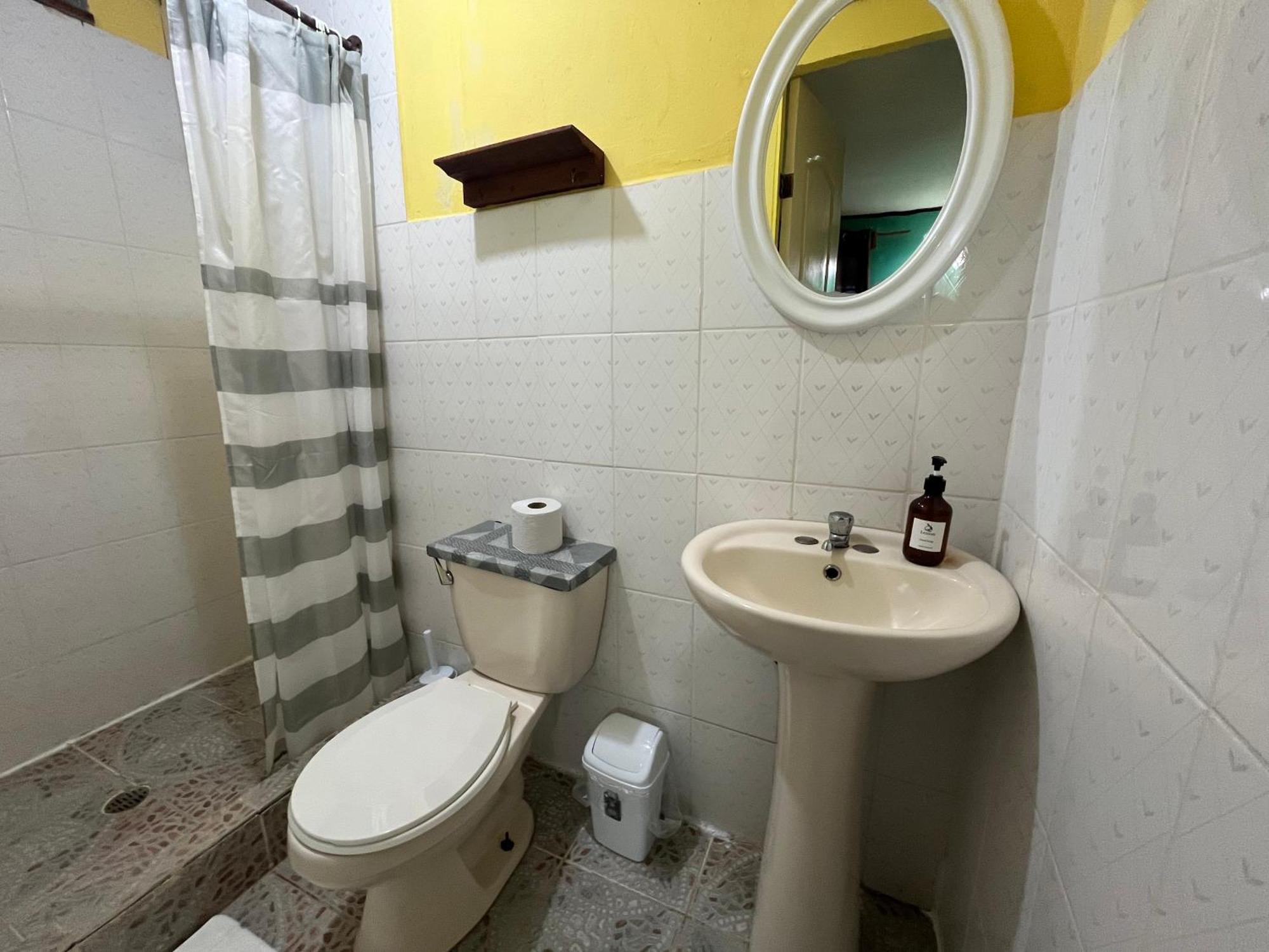 Hostal Cay Bastimentos Bagian luar foto