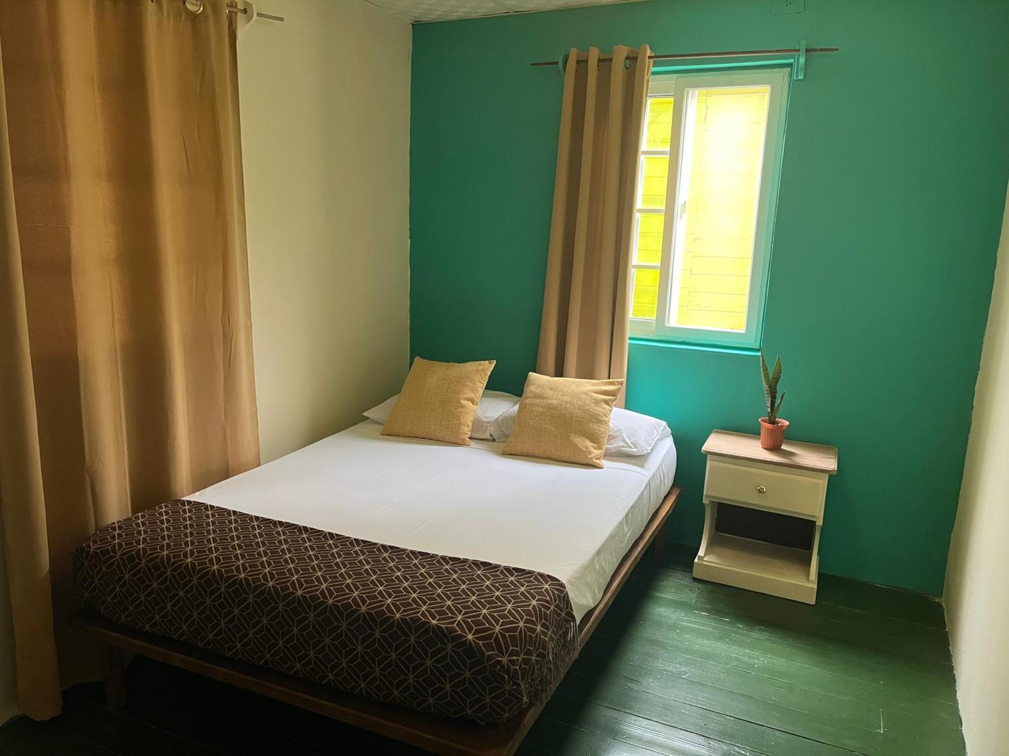 Hostal Cay Bastimentos Bagian luar foto